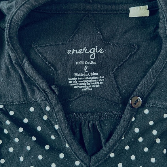 Energie Women’s Black & White Polka Dot Drawstring V-Neck Hooded T-Shirt - Picture 8 of 8